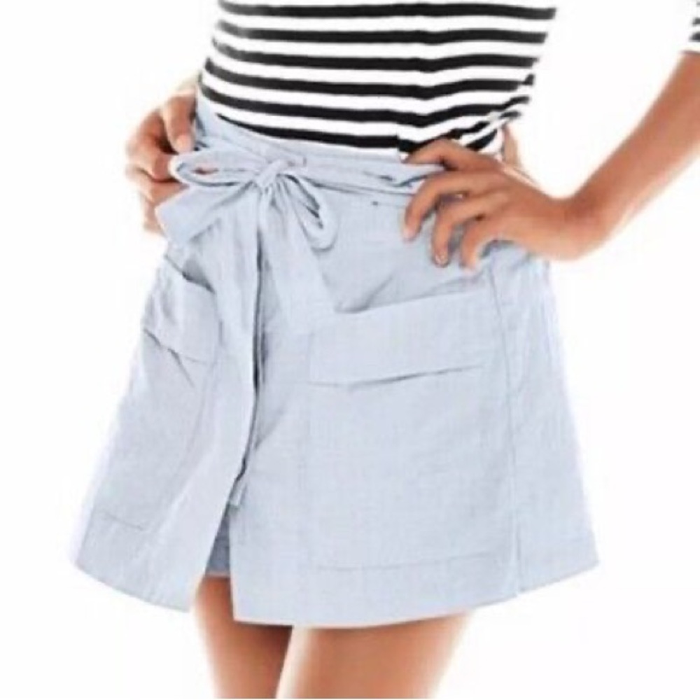 Cabi Court Skort Skirt Light Blue Chambray Buttons Womens Medium Style #5181